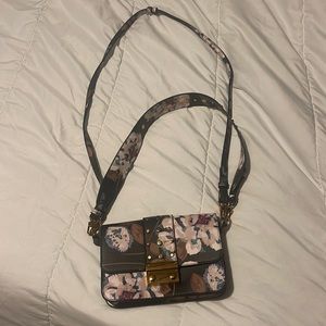 Love and Lore purse
